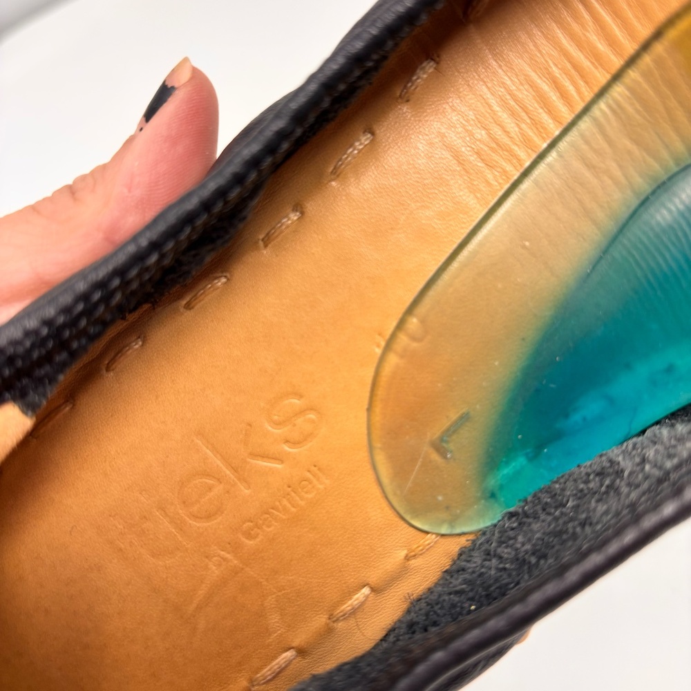 Tieks Ballet Flats Matte Black Size 10 - Picture 2 of 5